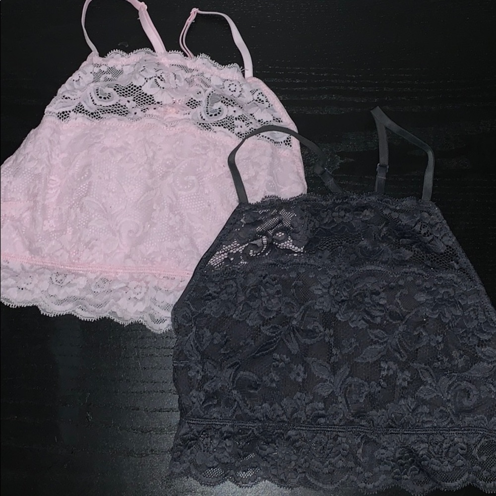 2 Bralettes
